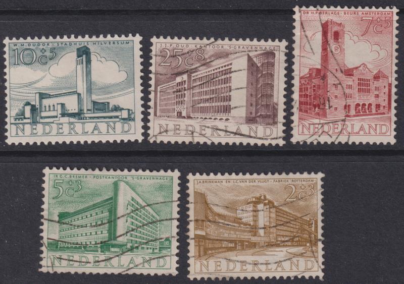 Lot 82 - collections and accumulations - Mowbray Collectables Postal Stamp Auction #524 Lot 82 - collections and accumulations - Mowbray Collectables Postal Stamp Auction #524