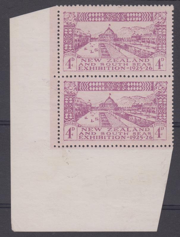 Lot 564 - NEW ZEALAND - Commemoratives  -  Mowbray Collectables ​Public Stamp Auction #35
